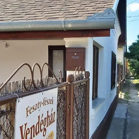 Apartment Feszty-feszek Vendeghaz Tiszafured