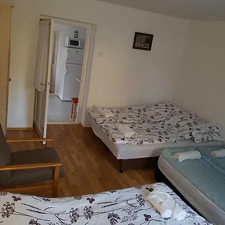 Feszty-feszek Vendeghaz Tiszafüred