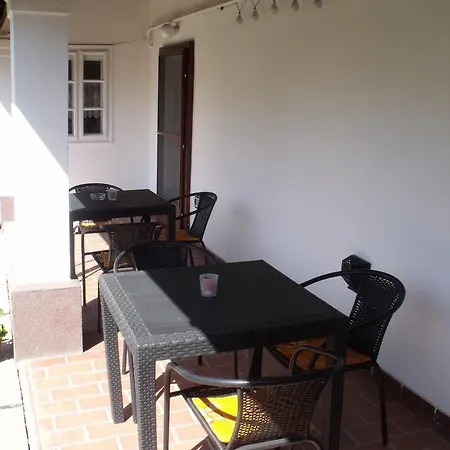 Apartment Feszty-feszek Vendeghaz